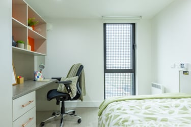 Premium En Suite - Image 4